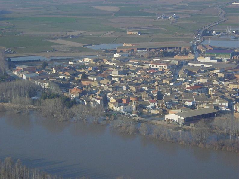 Crecida del Ebro el día 8-02-03 a su paso por la provincia de Zaragoza