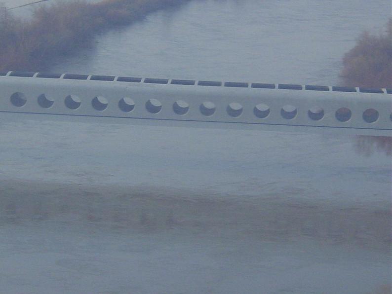 Crecida del Ebro el día 8-02-03 a su paso por la provincia de Zaragoza
