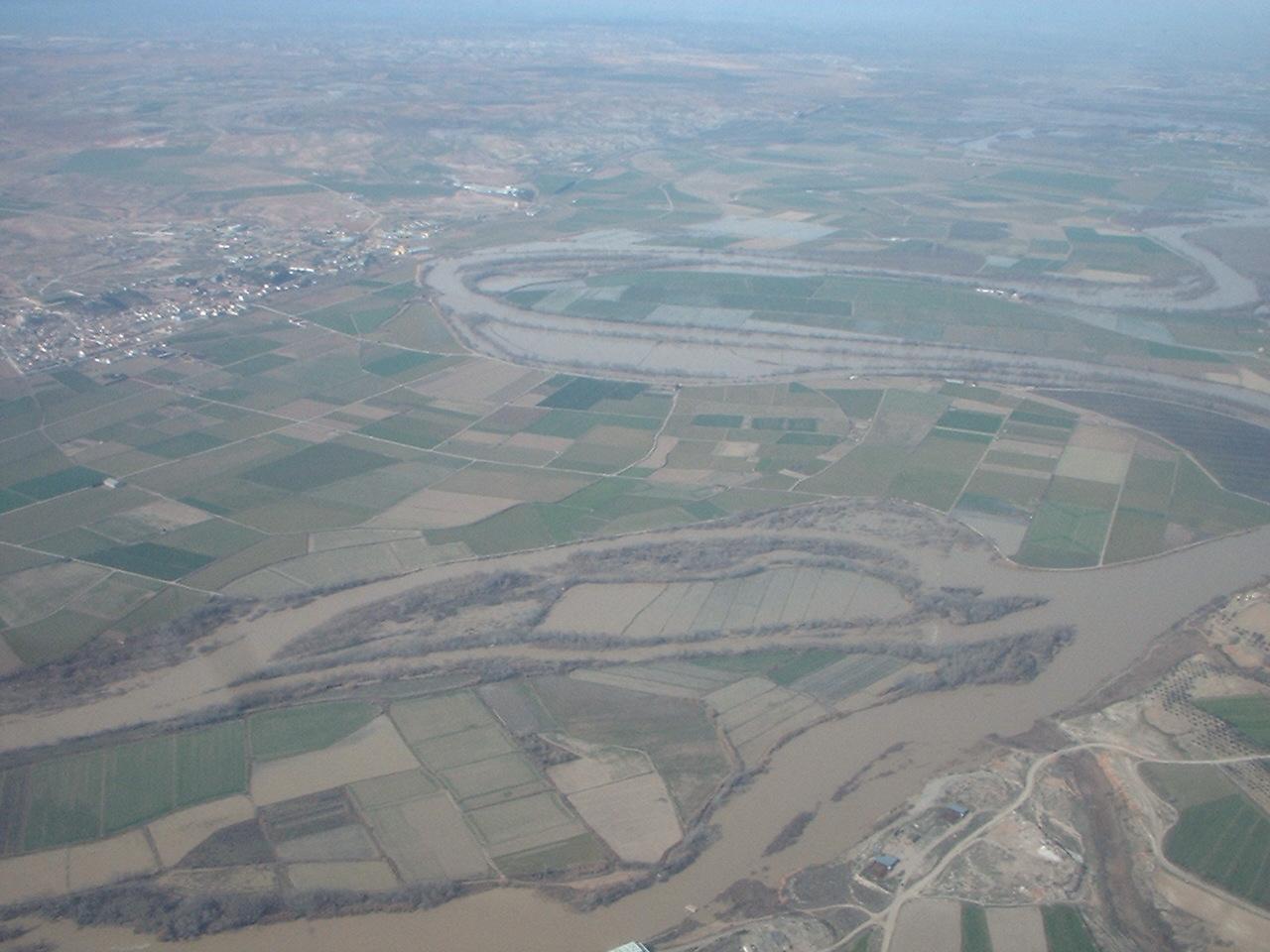 Crecida del Ebro el día 9-02-03 a su paso por la provincia de Zaragoza. 15.