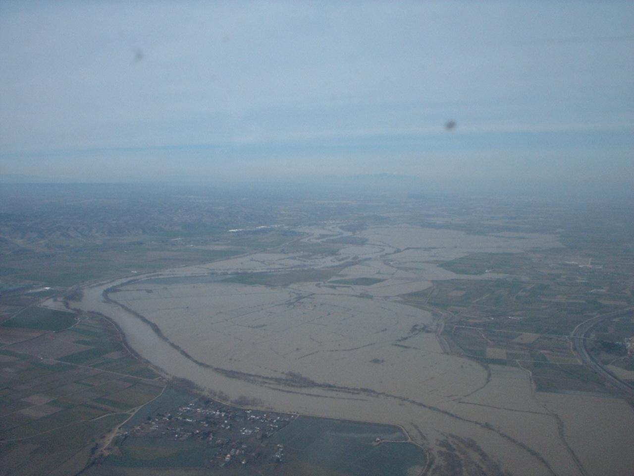 Crecida del Ebro el día 9-02-03 a su paso por la provincia de Zaragoza. 22
