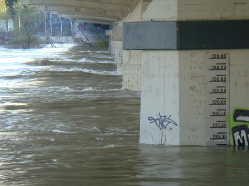 Riada del Ebro el 23 de enero de 2013 a su paso por Zaragoza. 19.