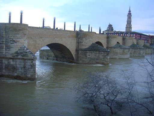 Riada del Ebro el 23 de enero de 2013 a su paso por Zaragoza. 41.
