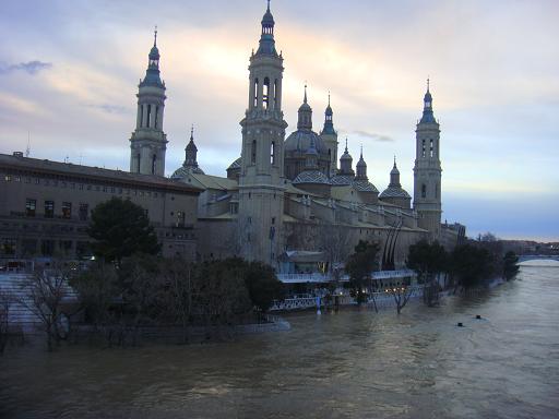 Riada del Ebro el 23 de enero de 2013 a su paso por Zaragoza. 47.