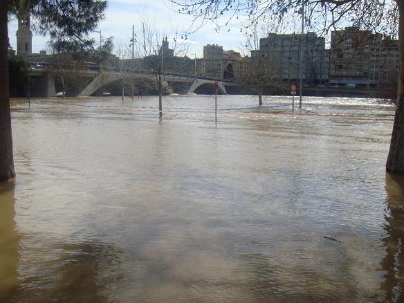 Riada del Ebro el 1 de marzo de 2015 a su paso por Zaragoza. 24