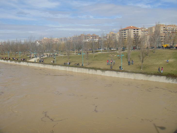 Riada del Ebro el 1 de marzo de 2015 a su paso por Zaragoza. 54