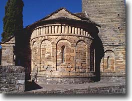Iglesia de San Pedro de Lárrede. (siglo XI). Ruta del Serrablo. Huesca 01