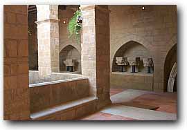 Uncastillo (Cinco Villas, Zaragoza). Iglesia de San Martín. 2